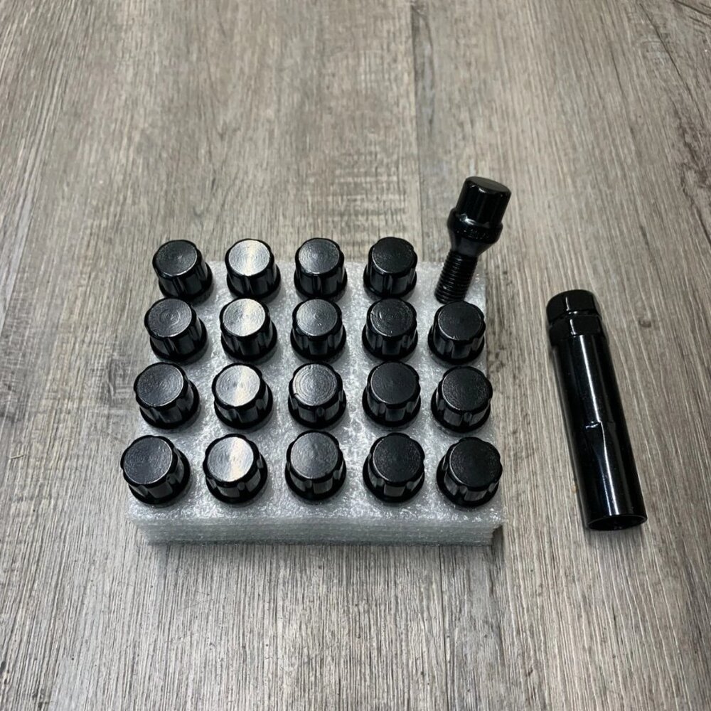 20 Black Spline Lug Bolts 12x1.5 For BMW M3 M5 335 135 E46 F10 F30 E36 + Key